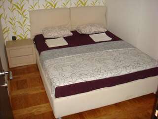 Апартаменты Apartments Orfej Свети-Стефан Апартаменты с 2 спальнями и балконом-11